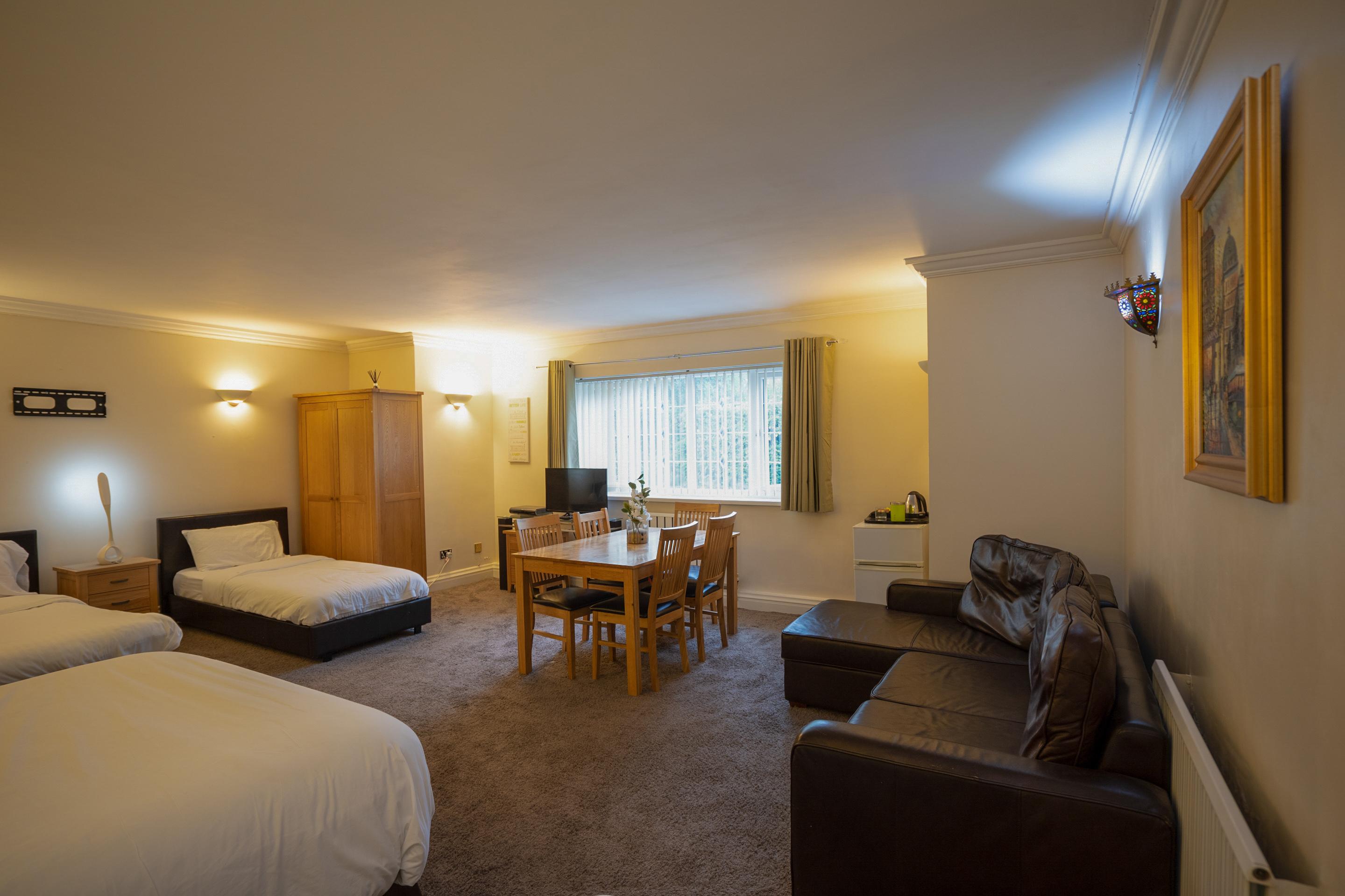 Oyo Oakcroft Guest House Manchester Airport Ringway Ngoại thất bức ảnh