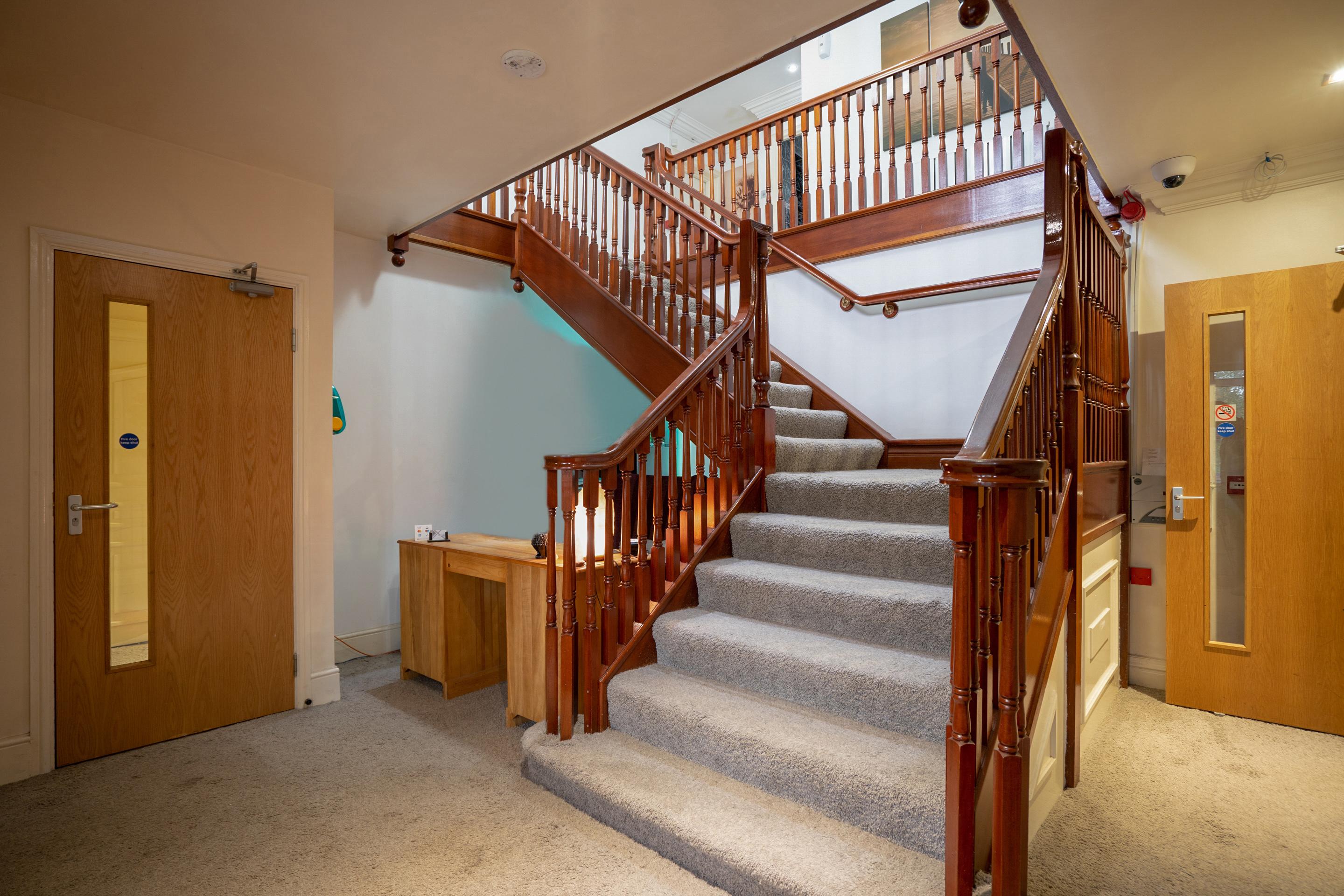 Oyo Oakcroft Guest House Manchester Airport Ringway Ngoại thất bức ảnh